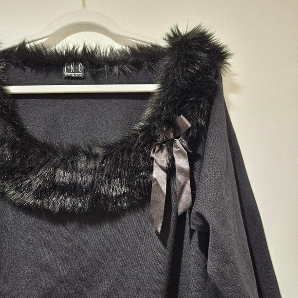 70s Retro Vintage INC BLACK BOATNECK FAUX FUR TRIM SWEATER 16/18 - Picture 1 of 5